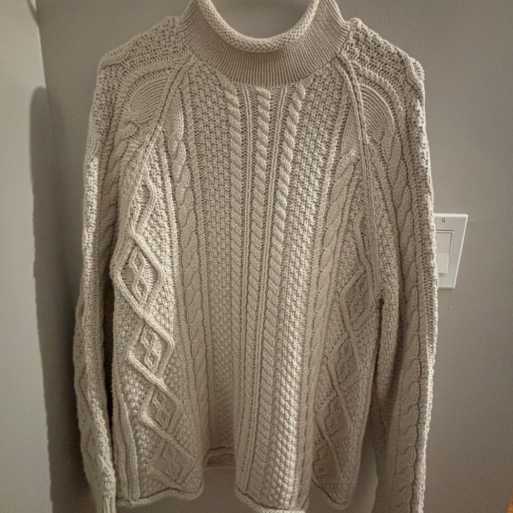 J crew cozy cable knit sweater